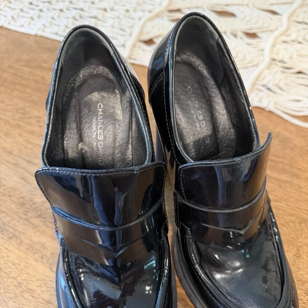 Charles David Black Patent Leather Block High Heel Penny Loafer US 7 EU 37 Italy